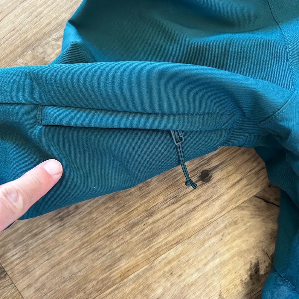 Flylow Ski Jacket - Picture 6 of 10